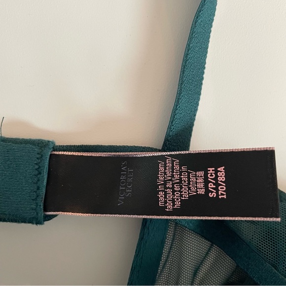 New! Victoria's Secret Green Lingerie Shine Strap Lace Teddy Garter 22864 - Picture 9 of 10